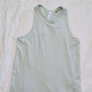 Lululemon - All Tied Up Tank Sz 4